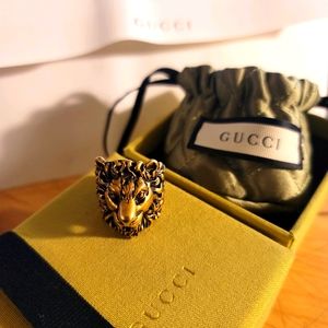 Lion head ring